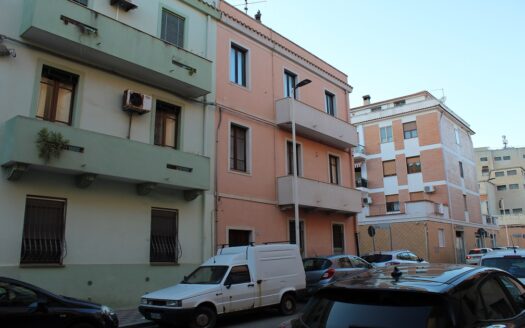 Cagliari Santavendrace casa in vendita vuoi vendere casa-agenzia immobiliare qualificata-cosmopolitan centro servizi immobiliari